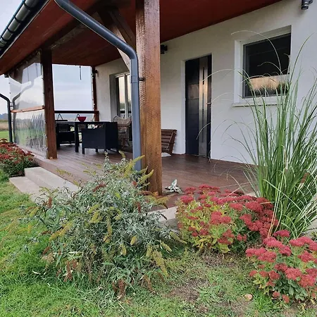 Σπίτι διακοπών Comfortable Home, Private Garden, Sauna