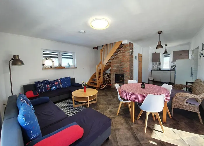 בית נופש Comfortable Home, Private Garden, Sauna