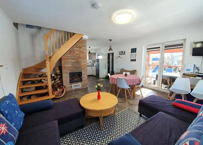 Comfortable Home, Private Garden, Sauna בית נופש *