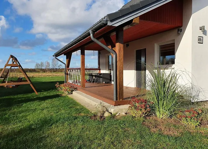 Comfortable Home, Private Garden, Sauna בית נופש