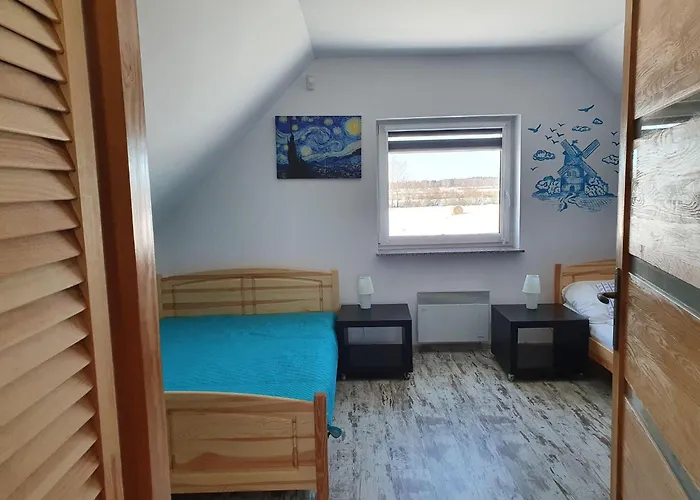 Comfortable Home, Private Garden, Sauna בית נופש